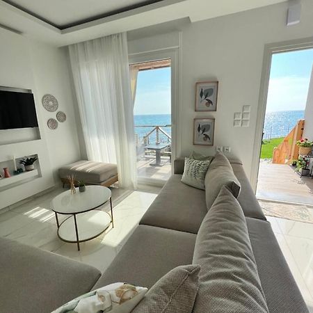 Beachfront Villa Athina Vergia Exterior foto