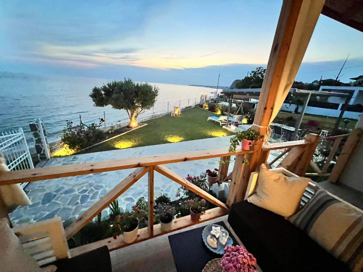 Beachfront Villa Athina Vergia Exterior foto