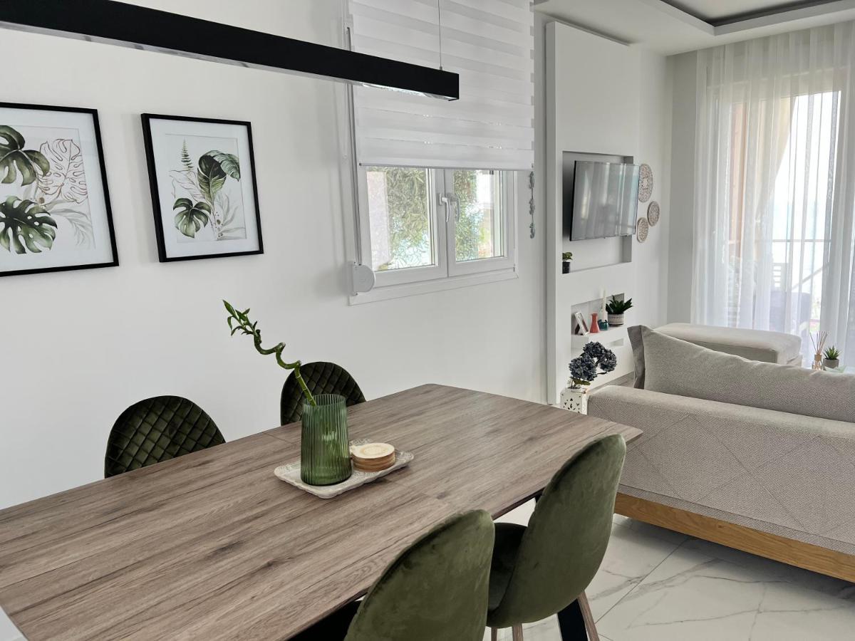 Beachfront Villa Athina Vergia Exterior foto