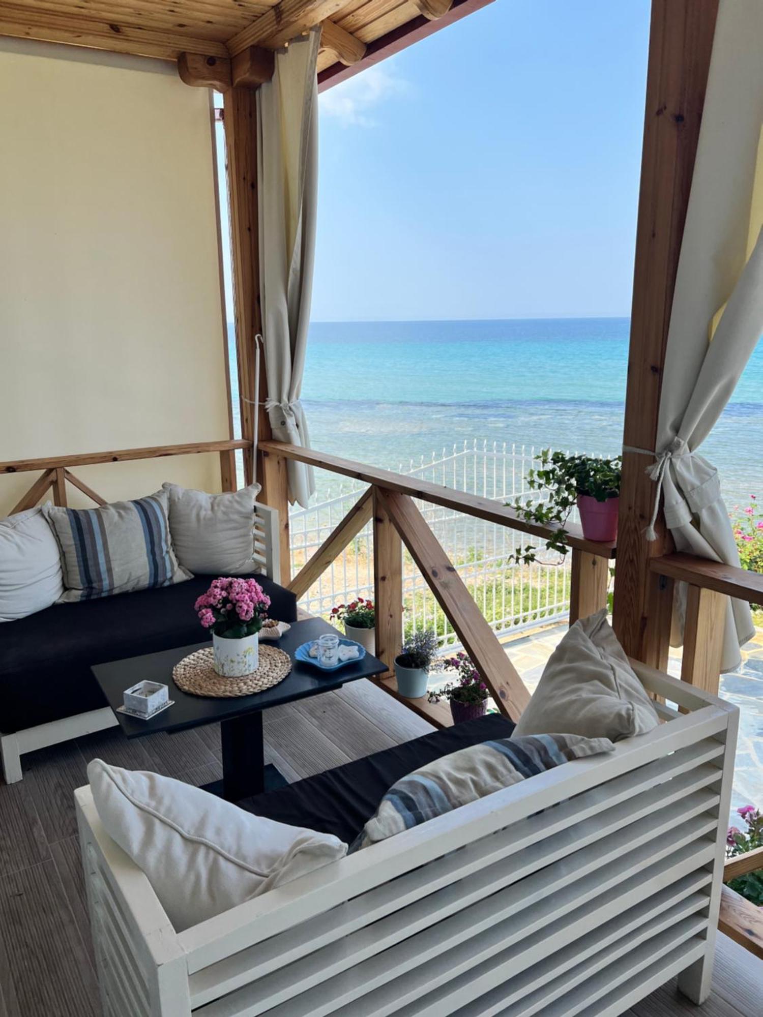 Beachfront Villa Athina Vergia Exterior foto