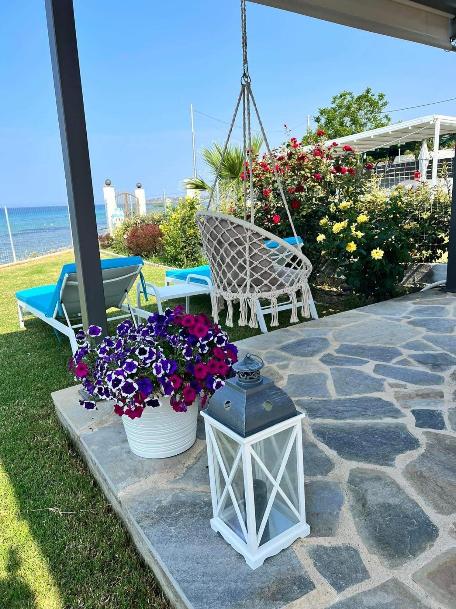 Beachfront Villa Athina Vergia Exterior foto