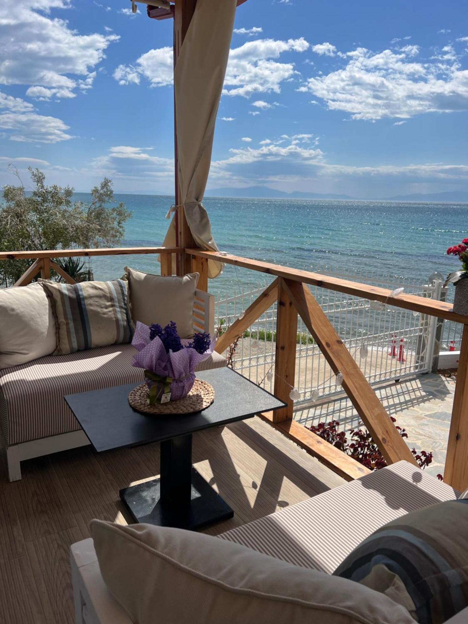 Beachfront Villa Athina Vergia Exterior foto